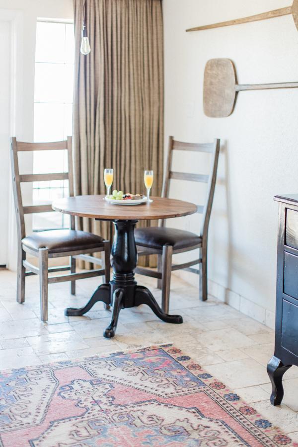 Hillside Boutique Hotel Castroville Buitenkant foto