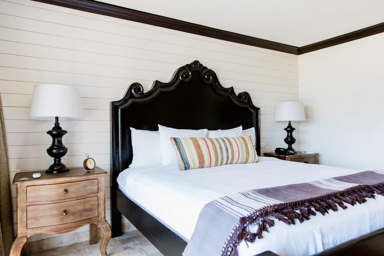 Hillside Boutique Hotel Castroville Buitenkant foto